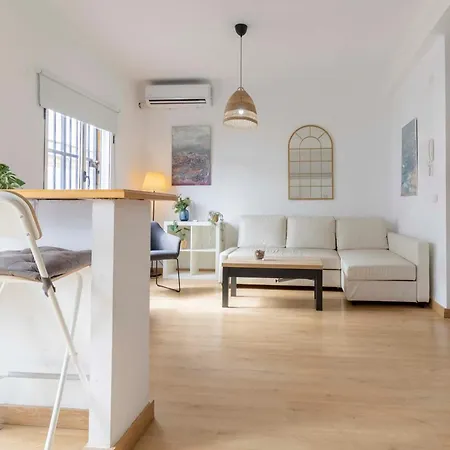 Apartamentos Triana Seville Exterior photo