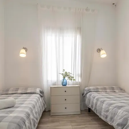 Apartamentos Triana Seville Exterior photo