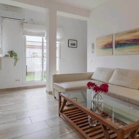 Apartamentos Triana Seville Exterior photo