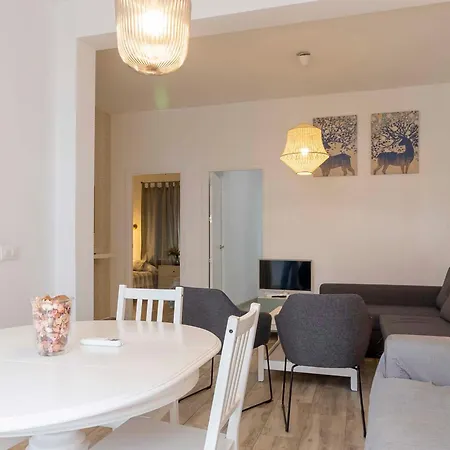 Apartamentos Triana Seville Exterior photo